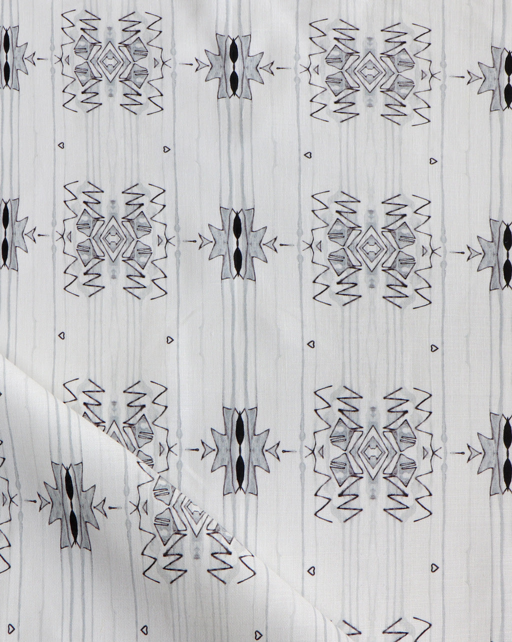 Akimbo 3 Fabric||Greyscale