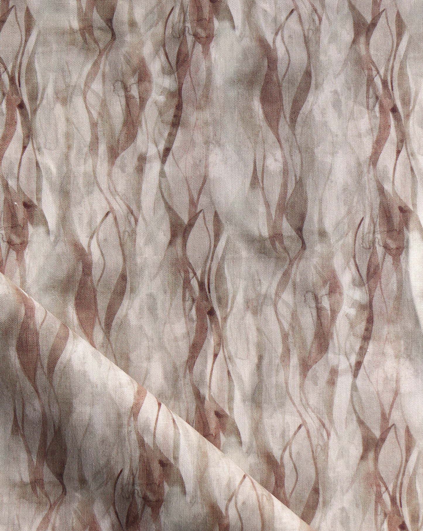 Eskayel’s Cascade print in Garnet is a luxury custom fabric incorporating tones of brown and beige.