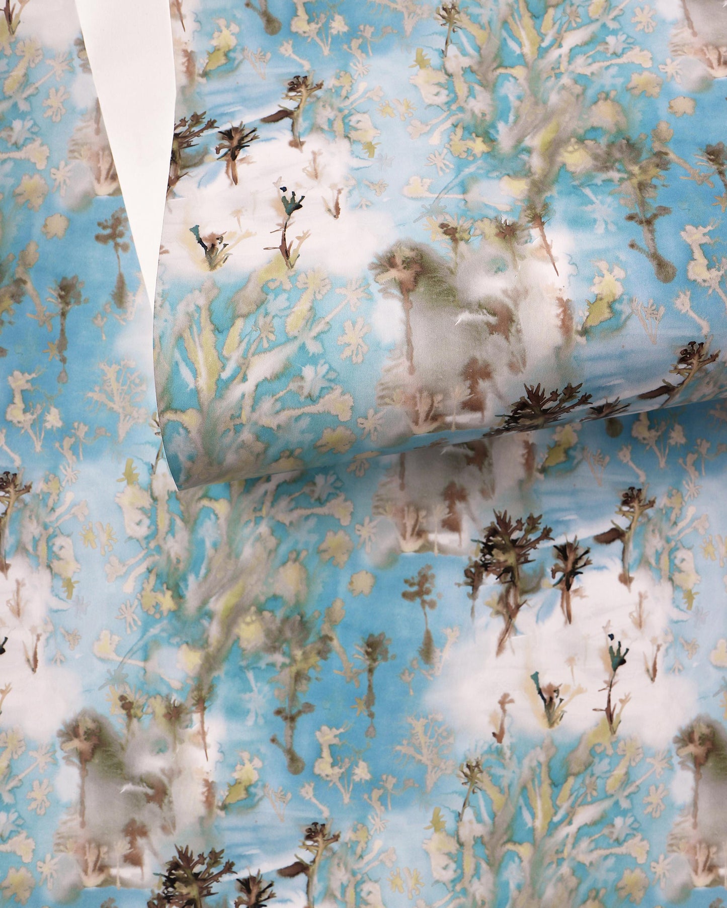 A blue and white Emvasia Wallpaper Morea with birds on it