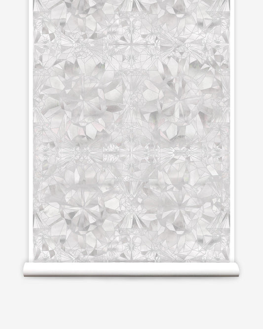 A Solitaire Wallpaper Pearl with a diamond pattern on it