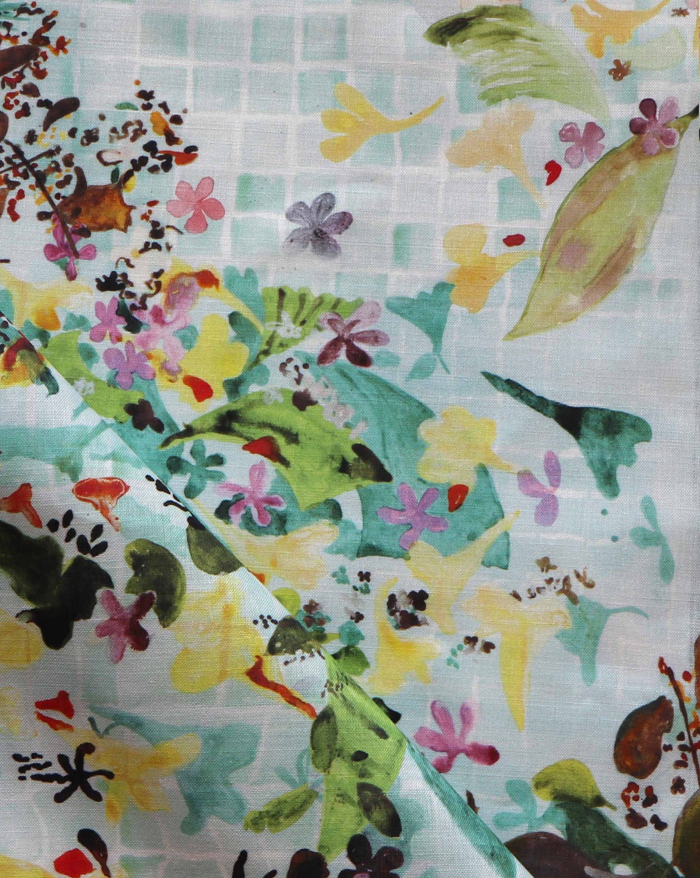 Pétalos Fabric Pool — ink-wash artwork of blooms and foliage blown by the wind into a swimming pool provided the starting point of this pattern. Pool is a botanical using a turquoise palette with multicolored foliage | Eskayel