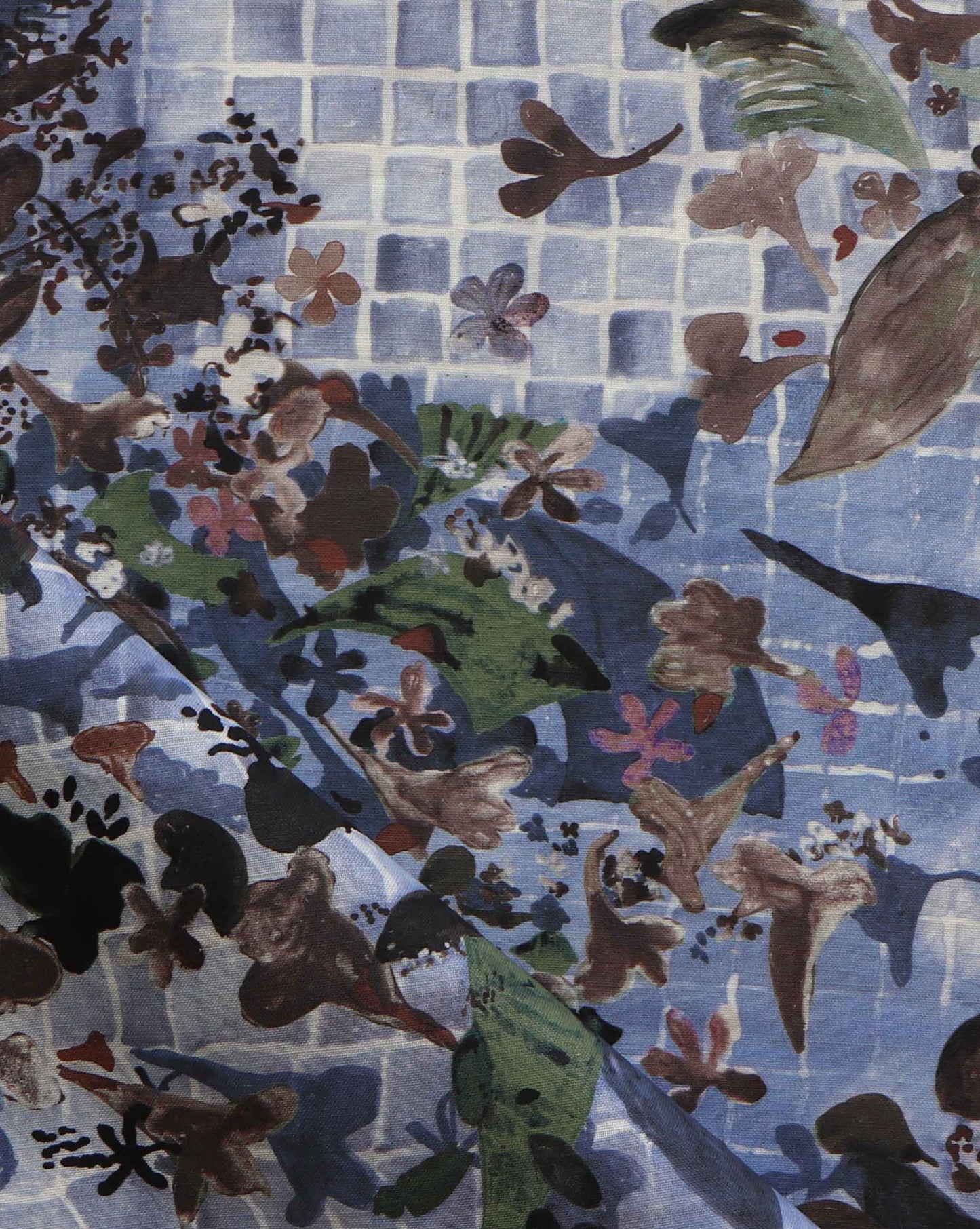 Eskayels pattern Pétalos on fabric in the color way tide pool has an immersive blue palette.