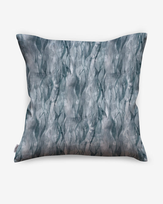 Eskayel Cascade luxury pillows in the Lapis colorway incorporate blue hues on linen fabric. 