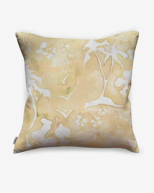 Kokomo custom pillows from Eskayel in the Sunshine colorway provide a palette of yellow.