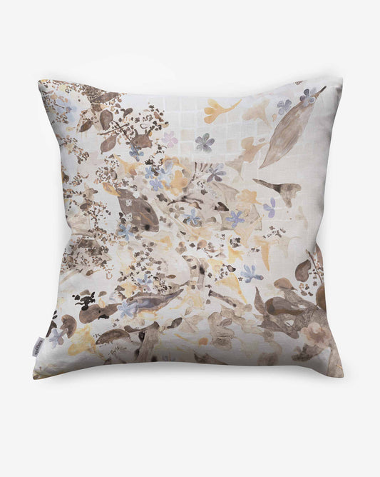 Eskayel Pétalos pillows in the Sand Dollar colorway include pearl, cream, and oyster tones. 