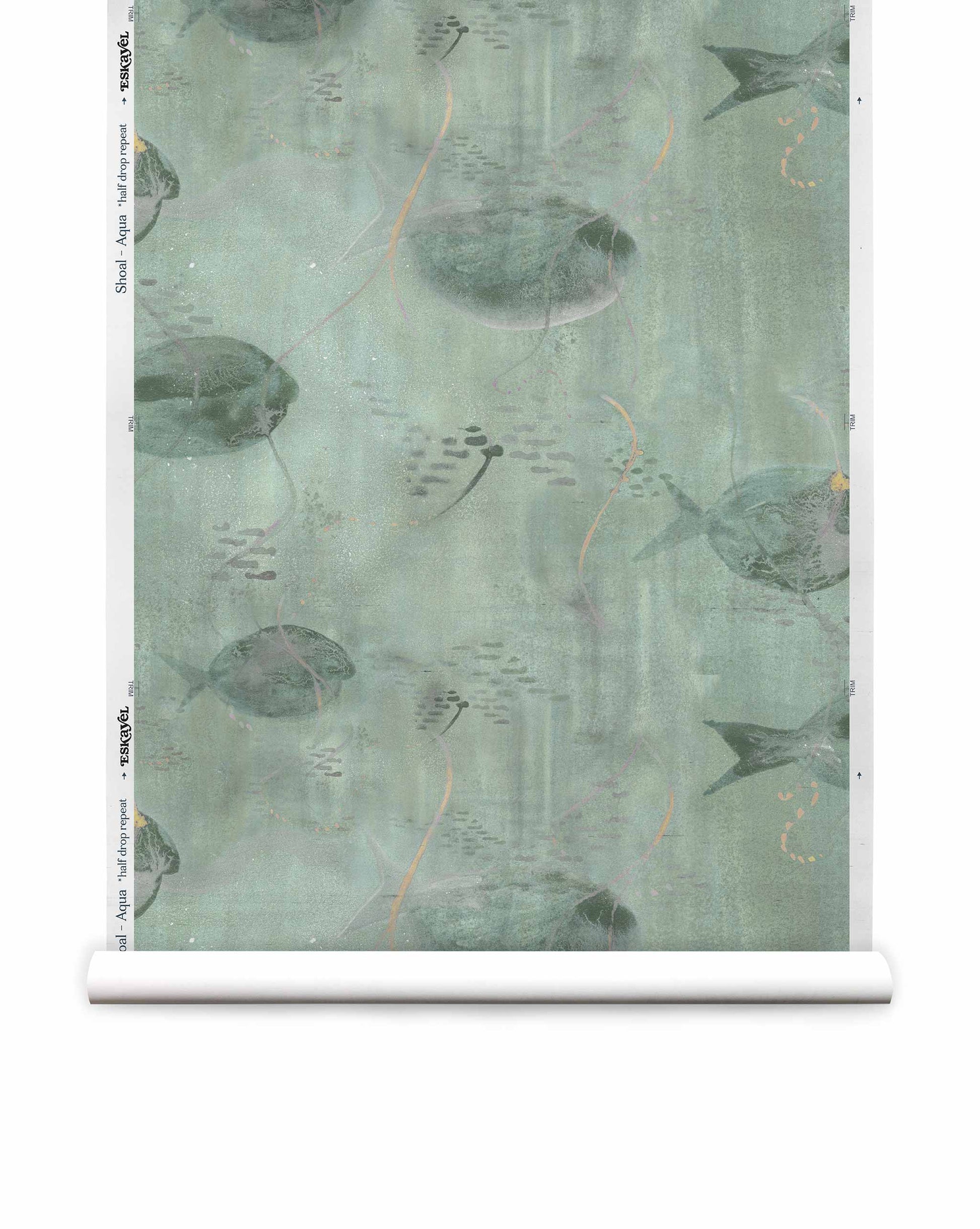 Custom silk wallpaper in the Shoal pattern in Aqua depicts an aquatic composition in green tones.