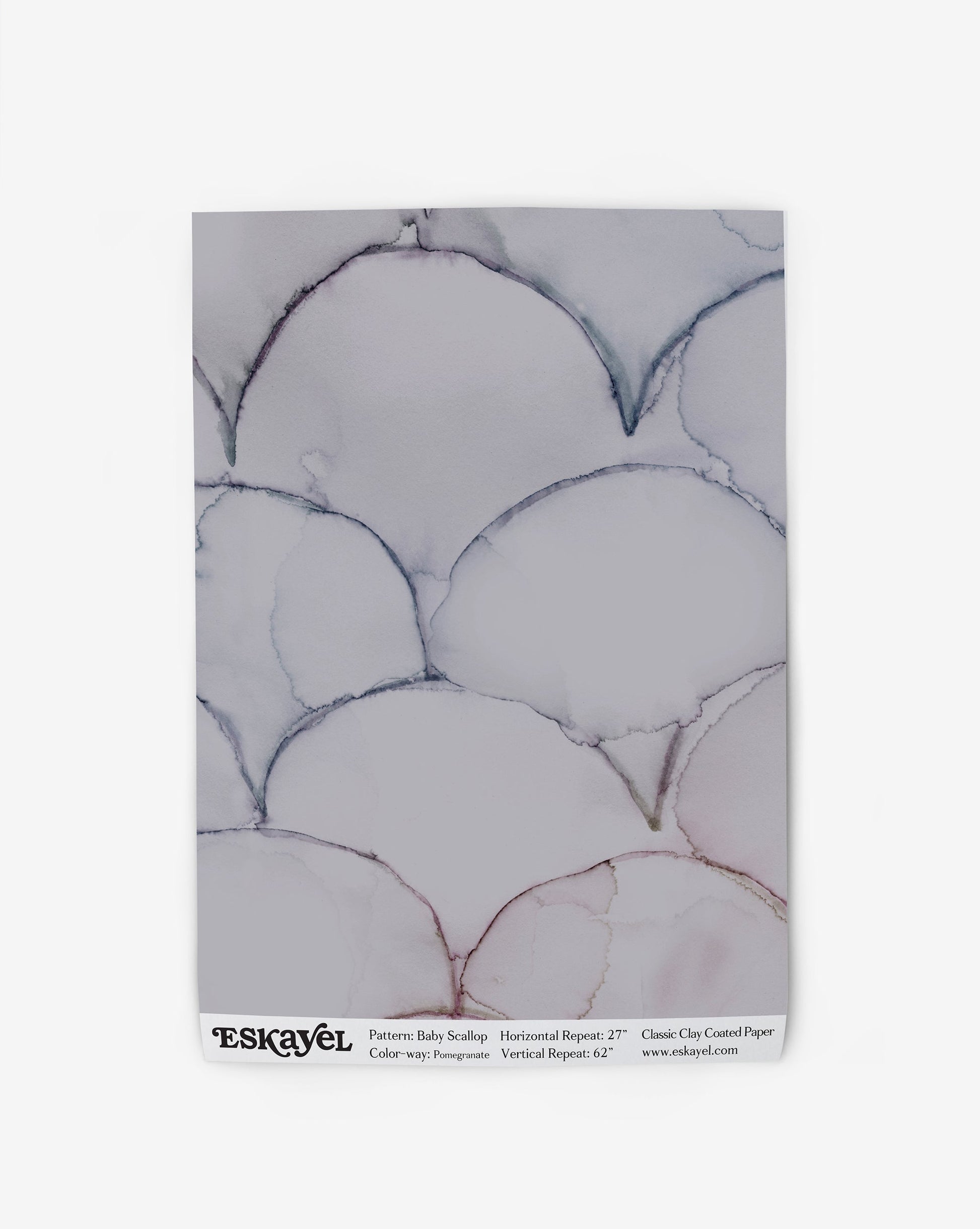 A white and blue marble pattern on wallpaper showcasing elements of ecuatorial geometry, featuring the Baby Scallop Wallpaper Pomegranateon wallpaper