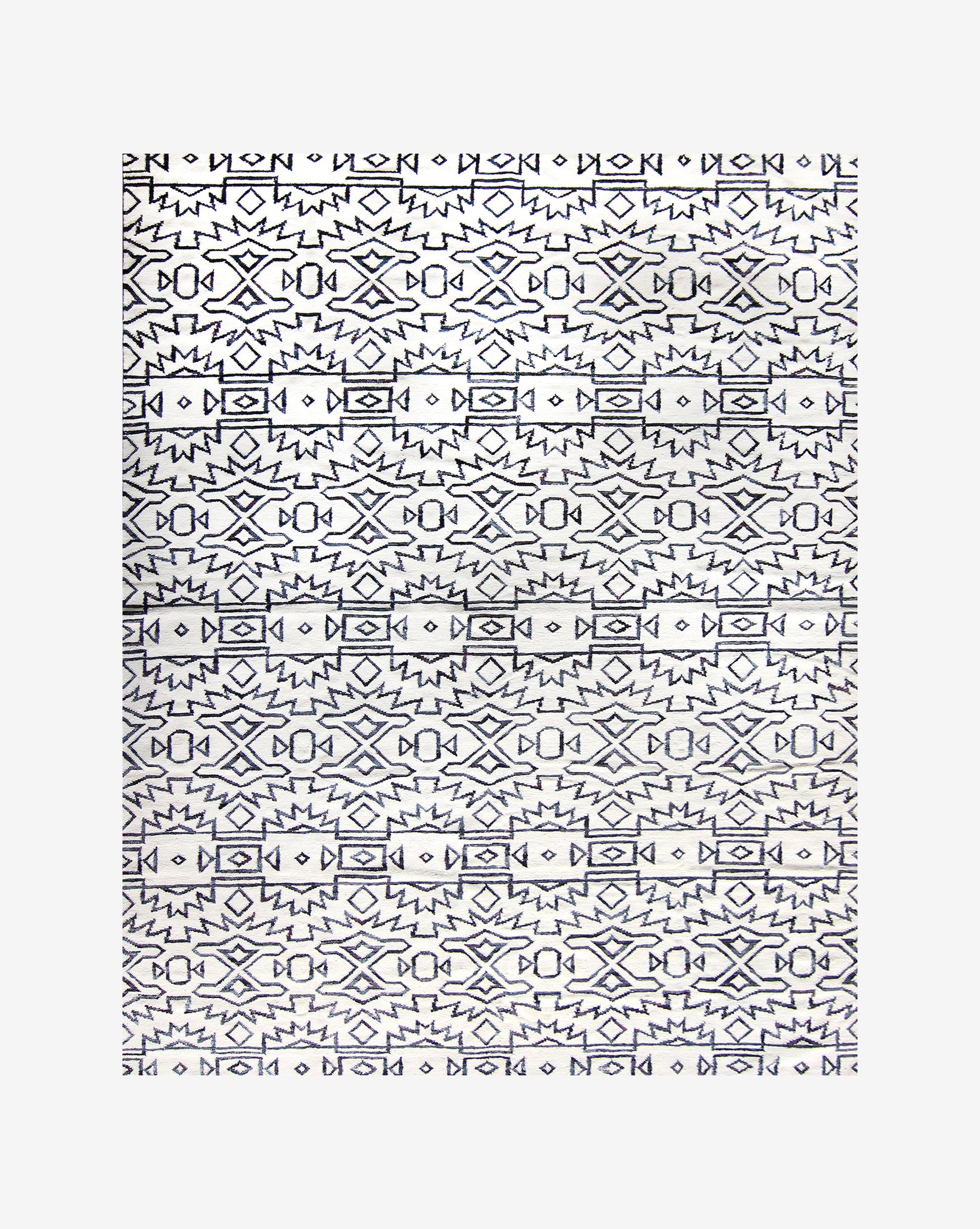 A monochrome Akimbo 5 Flatweave Rug Black And White with a geometric pattern