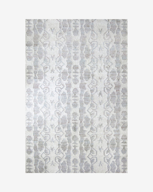 A Bali Stripe Flatweave Rug||Ice with an abstract design.