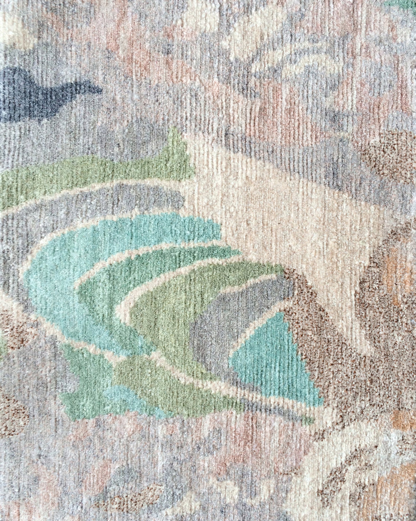 Clairmont Hand Knotted Rug||Stucco